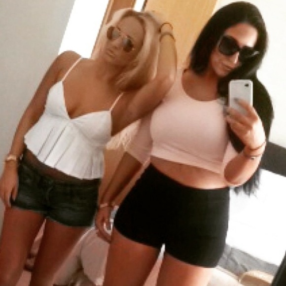 Meet your Posher, Ashley - Picture 5 of 8